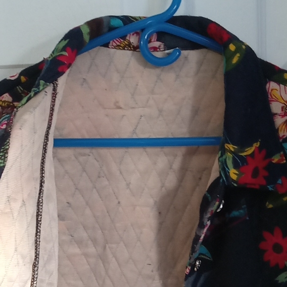 Women's Floral Print Light Jacket Size XL Black Coat w/ Gold Buttons - Picture 5 of 15